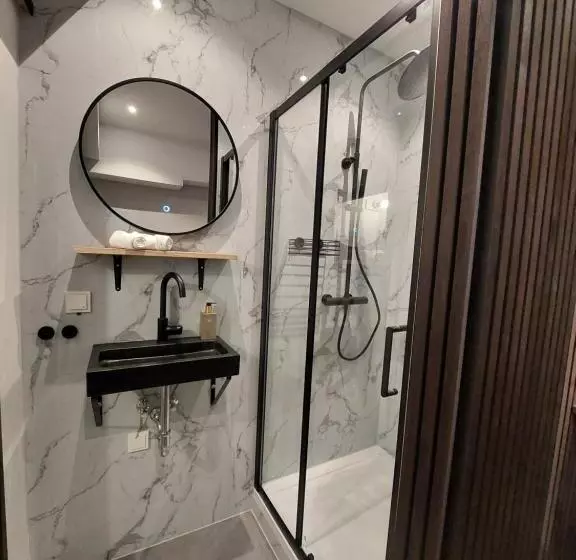 Aamiaismajoitus (B&B) Saya Boutique