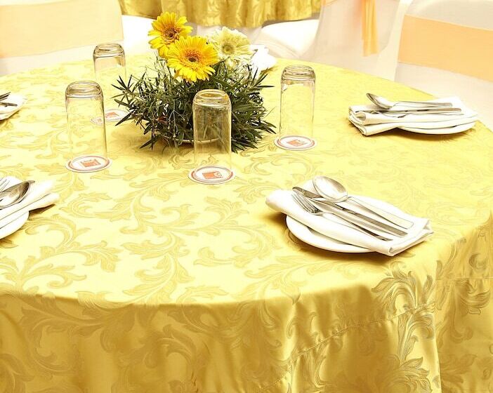 فندق Clarks Inn Aligarh