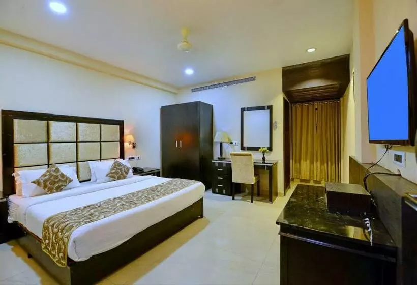 Hotelli Floret Inn