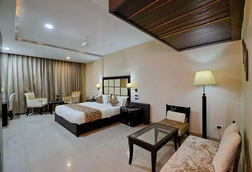 Hotelli Floret Inn