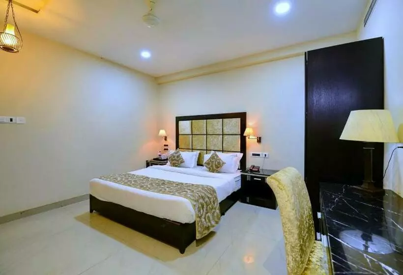 Hotelli Floret Inn