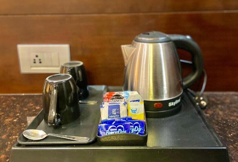 בית מלון כפרי Sterling Mantra Haridwar