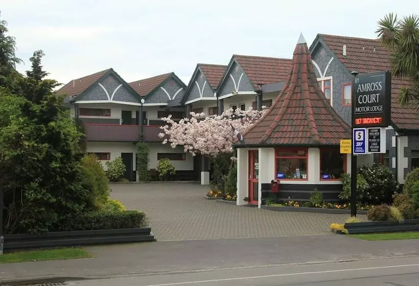 モーテル Amross Court Motor Lodge