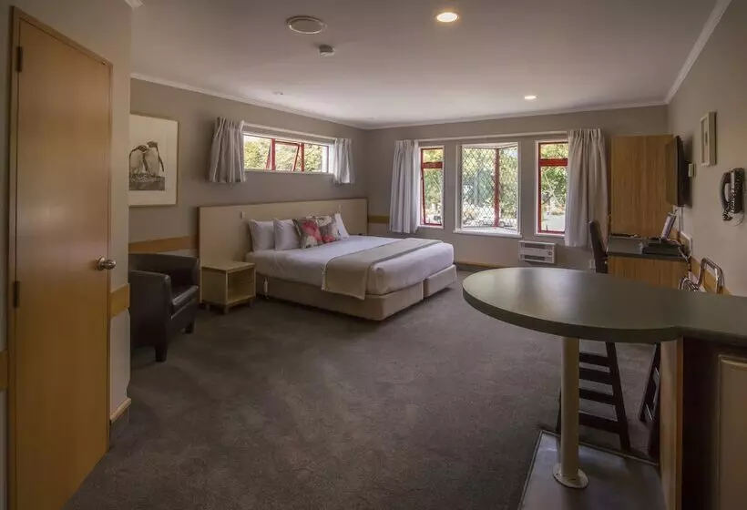 モーテル Amross Court Motor Lodge