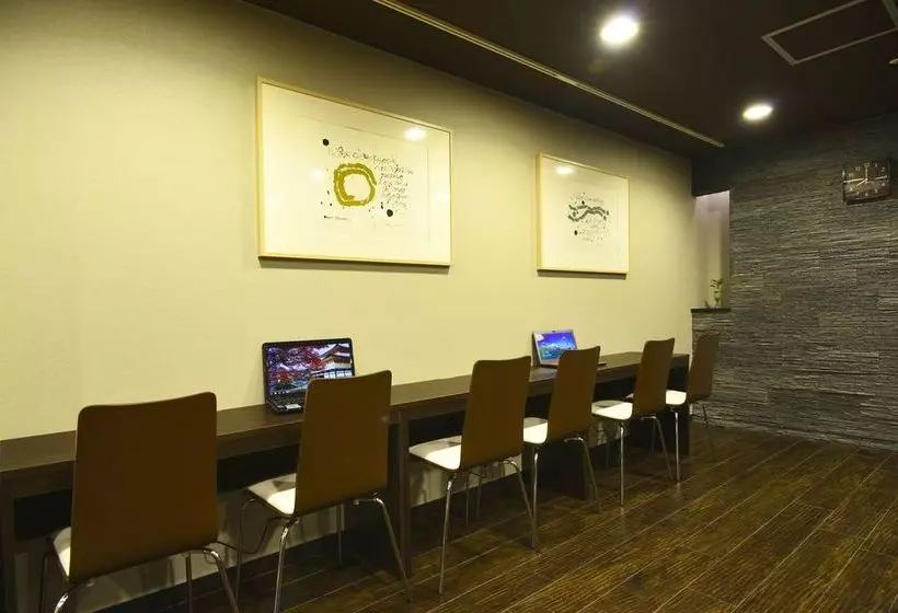 Kapsül Otel B&s Eco Cube Shinsaibashi