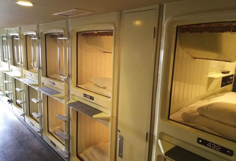 Kapsül Otel B&s Eco Cube Shinsaibashi