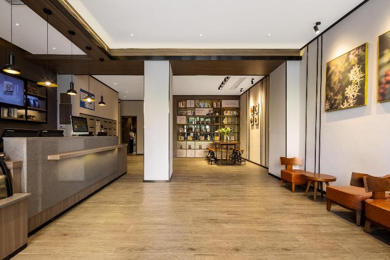 Hotel Hanting Nanchang Bayi Square