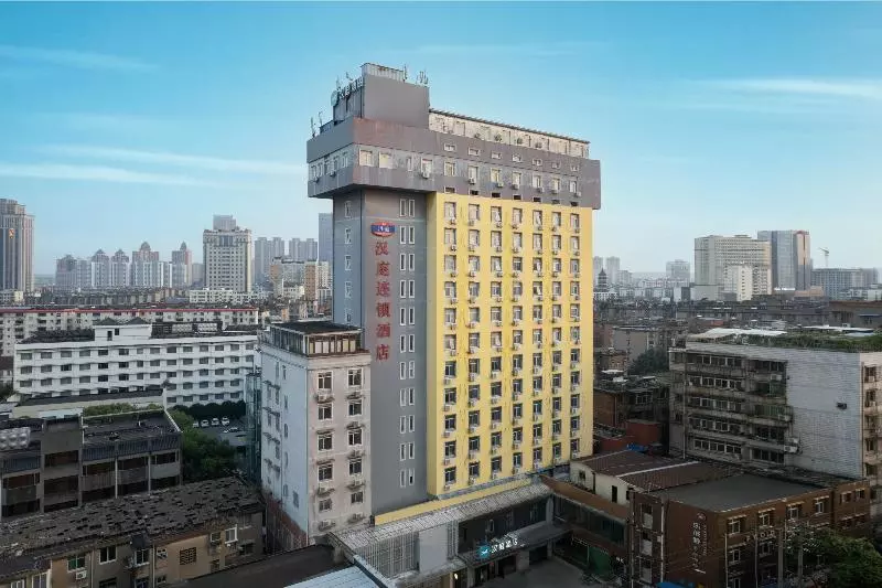 Отель Hanting Nanchang Bayi Square