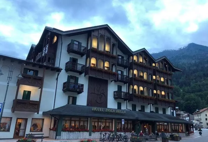 Отель Isolabella Wellness