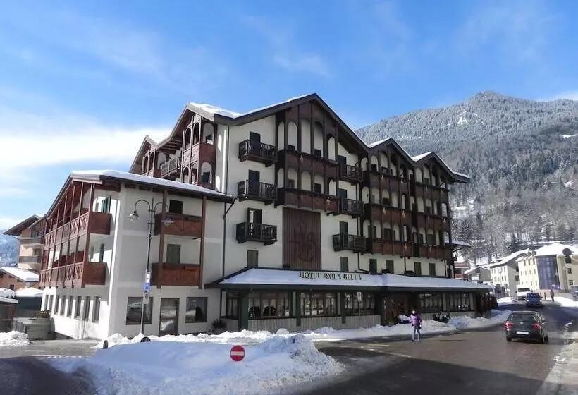 Отель Isolabella Wellness