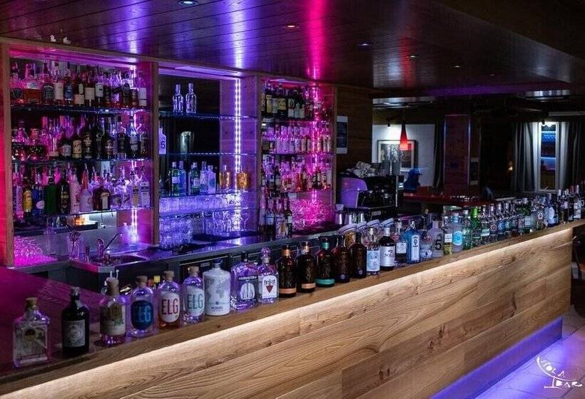 Отель Isolabella Wellness