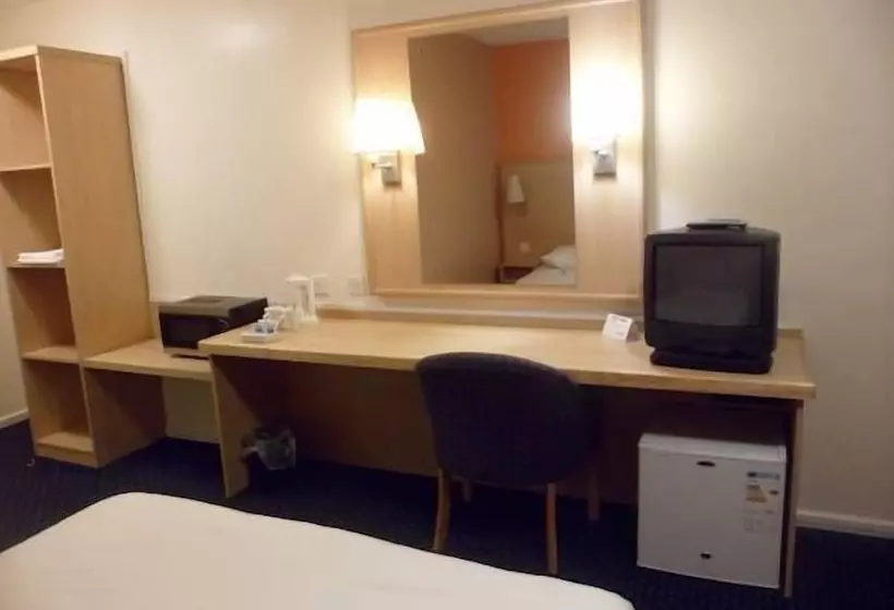 ホテル Metro Inns Huddersfield