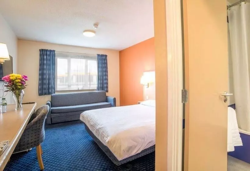 ホテル Metro Inns Huddersfield