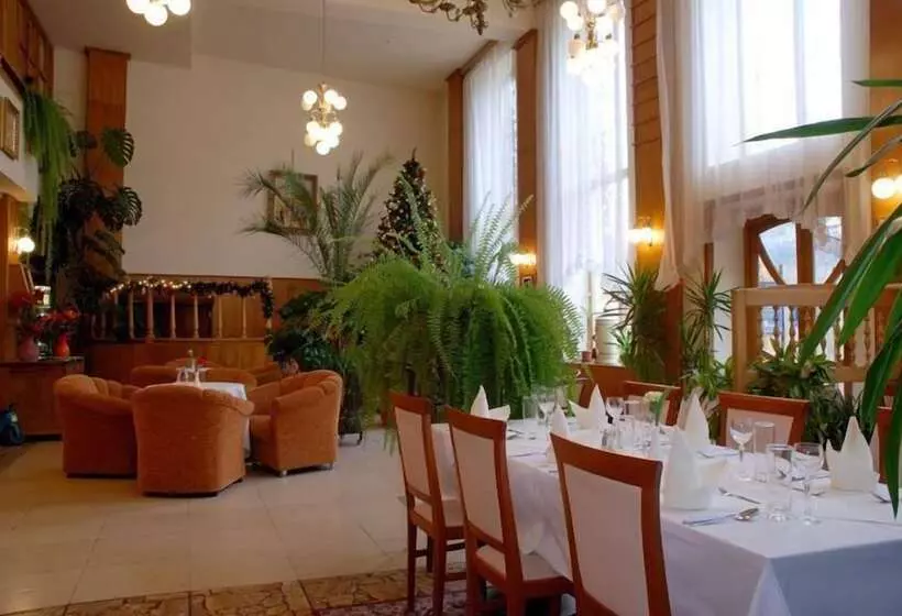 هتل & Penzión Grand Matej