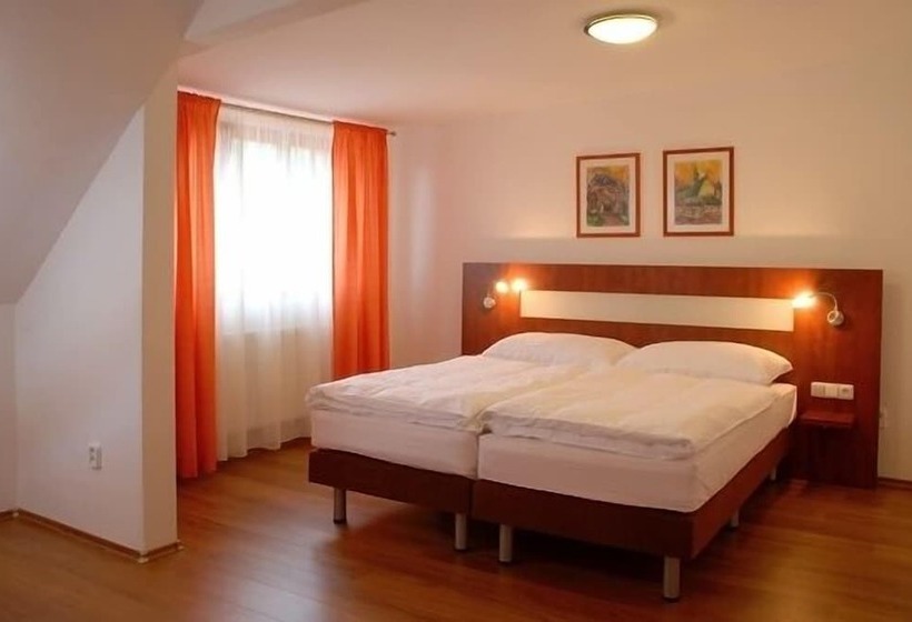 فندق & Penzión Grand Matej