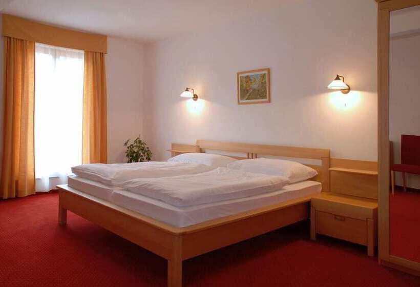 فندق & Penzión Grand Matej