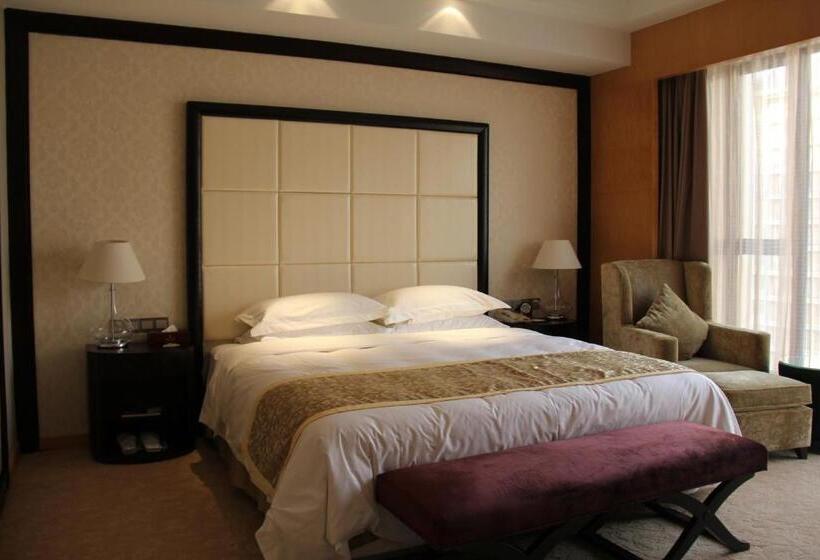 ホテル Ramada Plaza Weifang