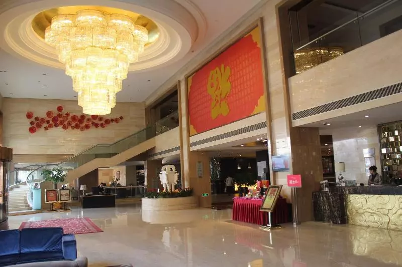 Отель Ramada Plaza Weifang