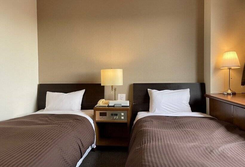 酒店 Kanku Sun Plus Yutaka