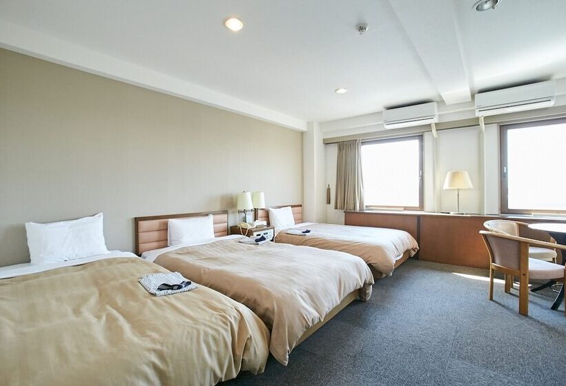 酒店 Kanku Sun Plus Yutaka