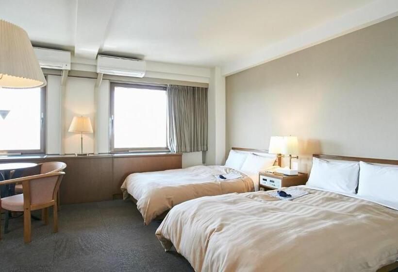 酒店 Kanku Sun Plus Yutaka