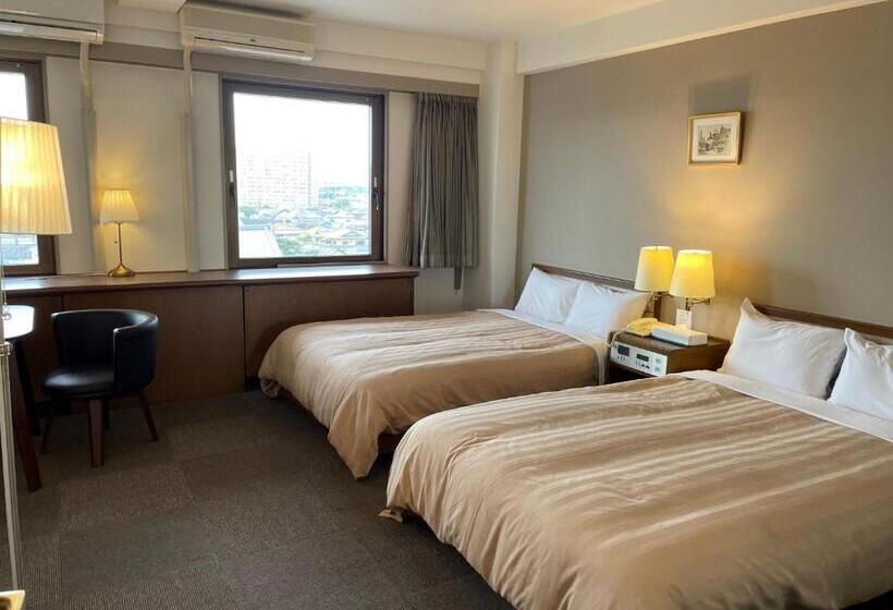 酒店 Kanku Sun Plus Yutaka