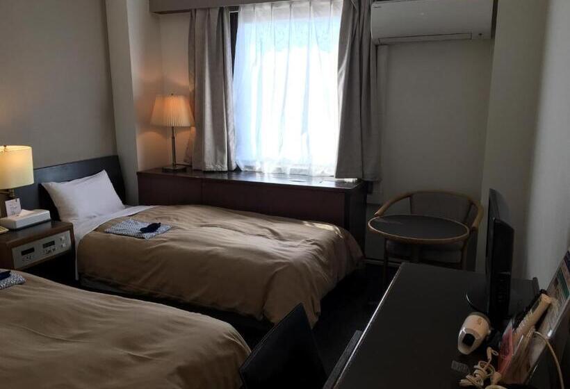 酒店 Kanku Sun Plus Yutaka