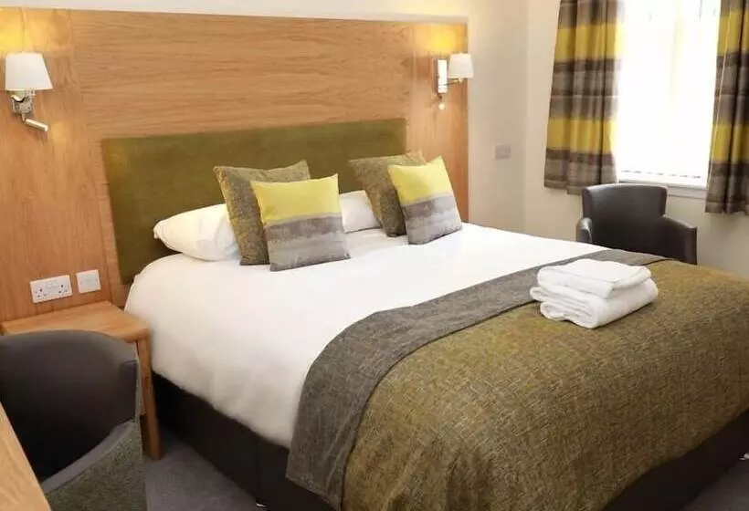 The Famous Star Hotel Moffat