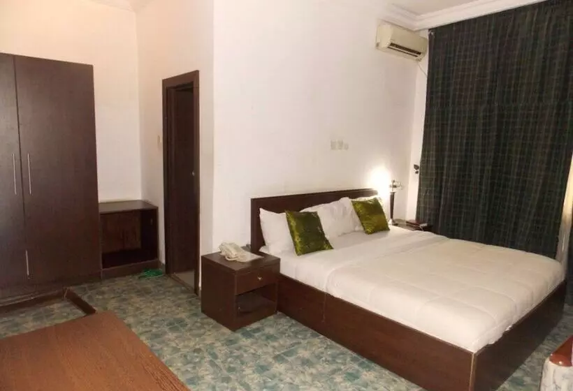 هتل Thornberry Savannah Suite