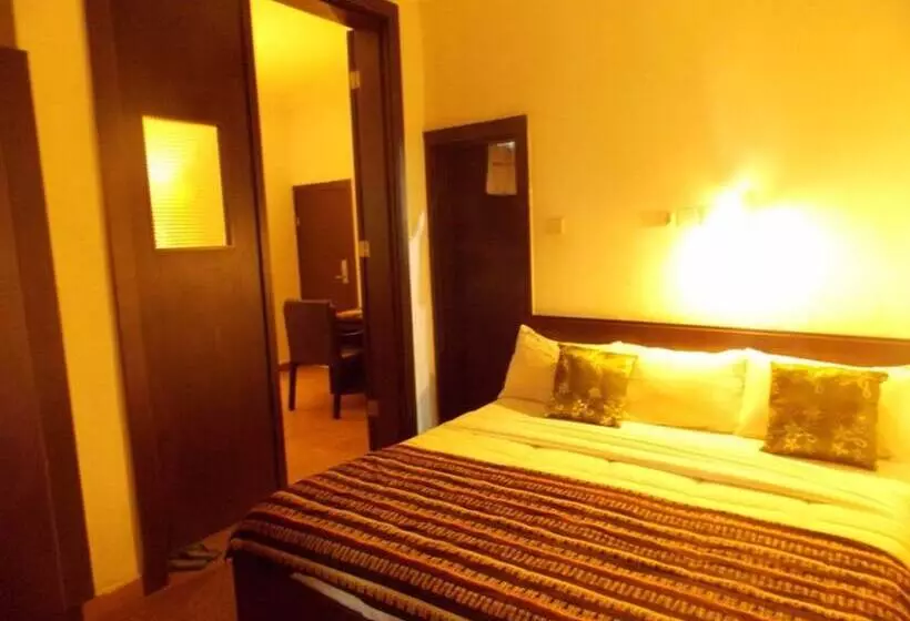 هتل Thornberry Savannah Suite