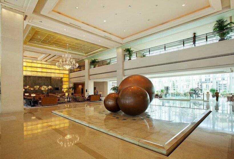 호텔 Tianjin Goldin Metropolitan Polo Club