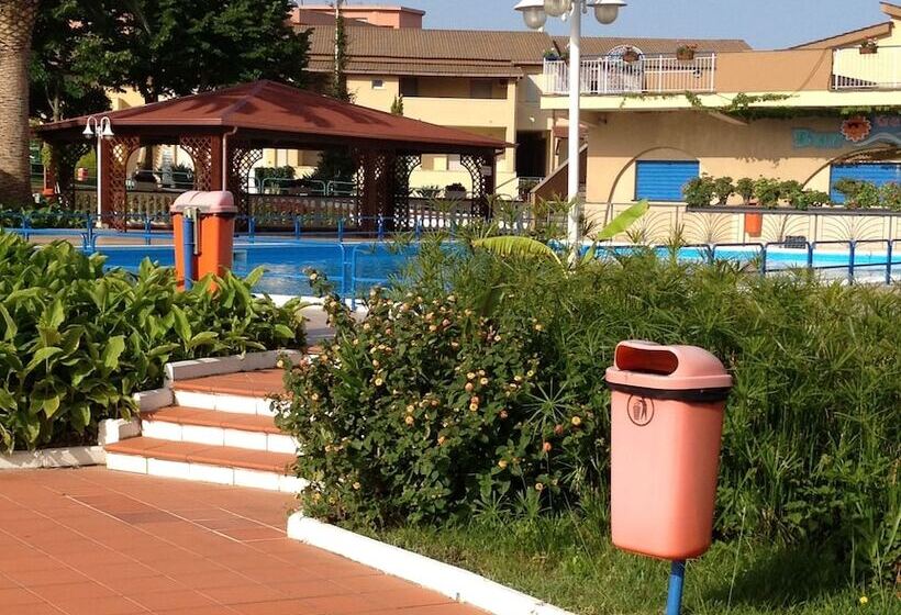 Villaggio Hotel Club La Pace