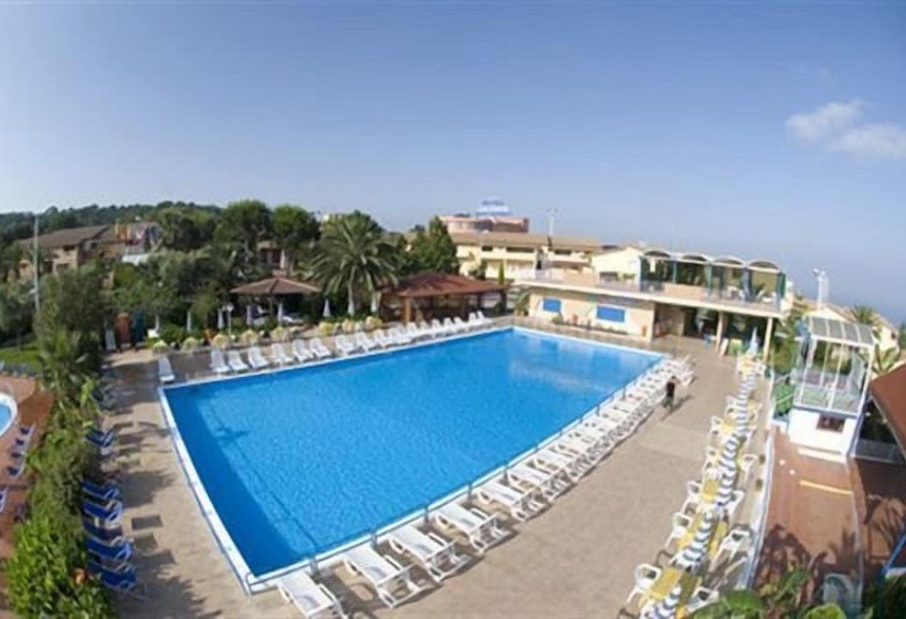 Villaggio Hotel Club La Pace