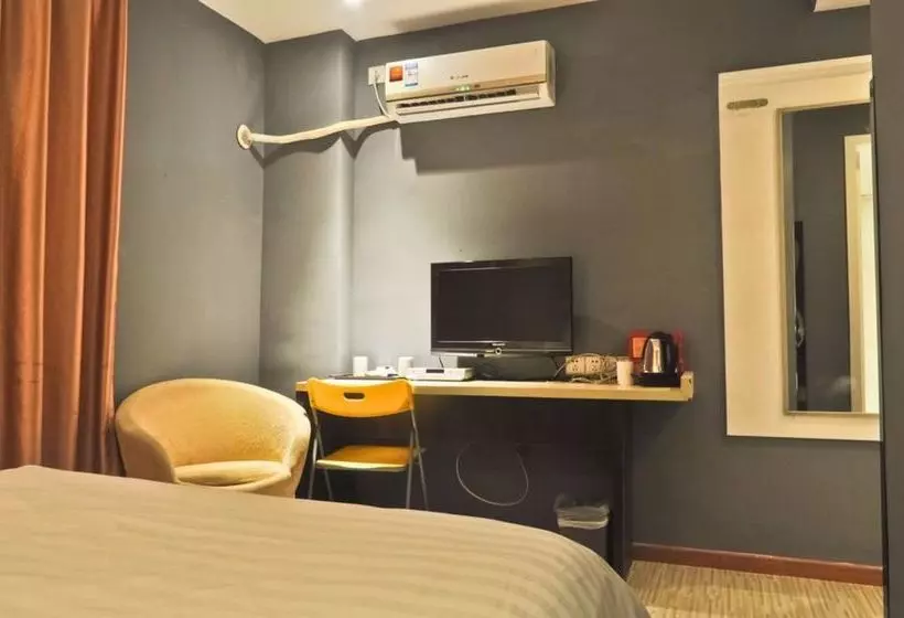 호텔 City Comfort Inn