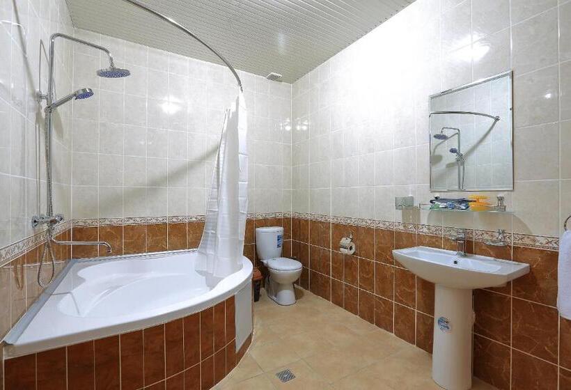 هاستل Seven Seasons