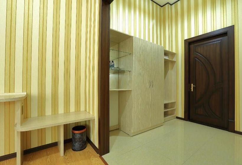 هاستل Seven Seasons