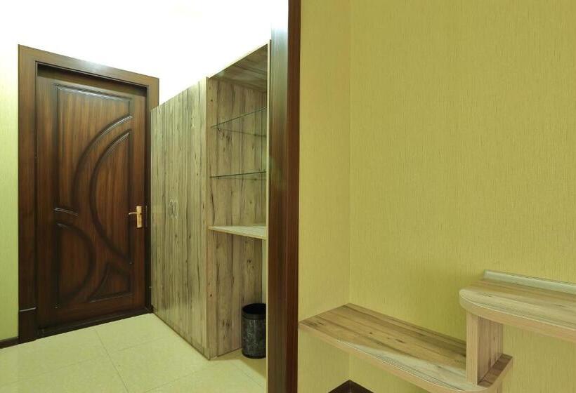 هاستل Seven Seasons