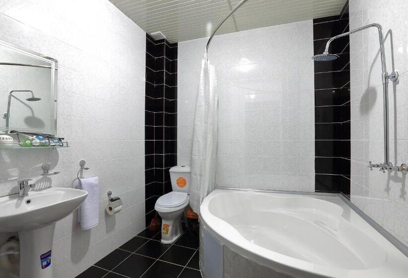 هاستل Seven Seasons