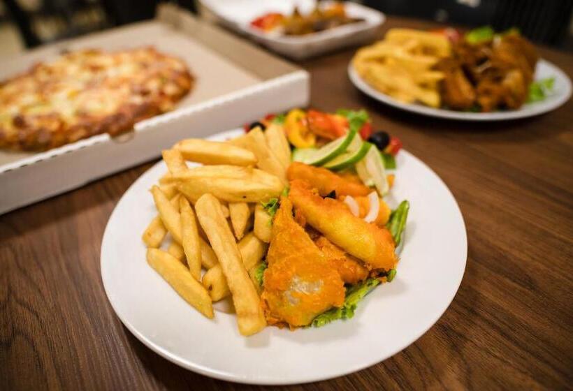 호텔 Green Hills Accommodation Village