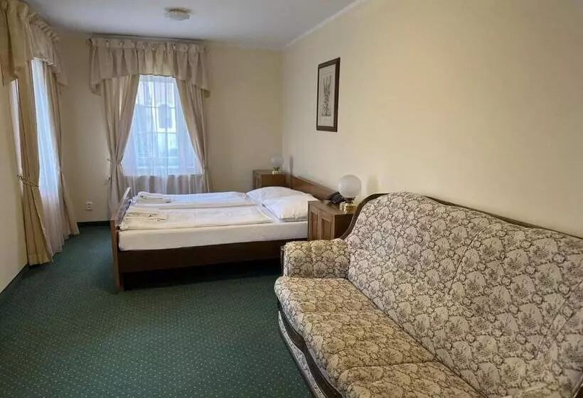 Hotelli Chateau Cihelny