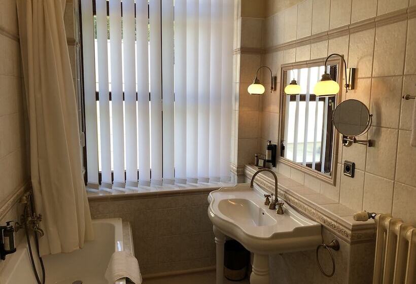 酒店 Chateau Cihelny