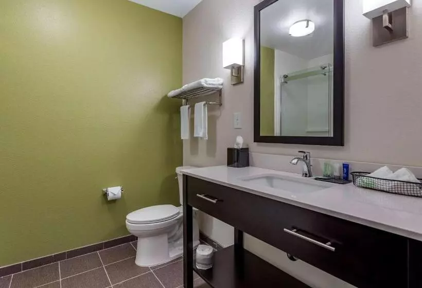 Hotelli Sleep Inn & Suites