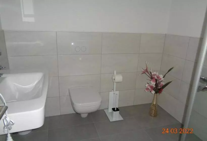 Majatalo An Der Linde