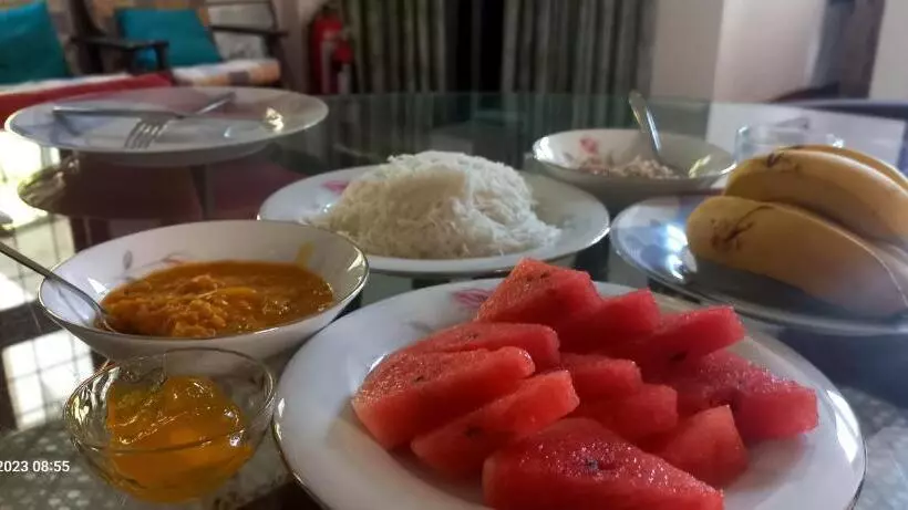 Majatalo Days Inn B/b