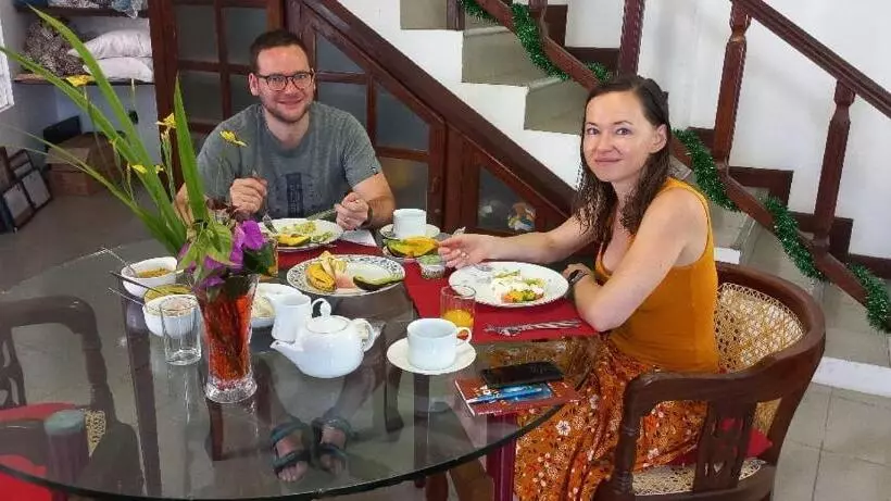 Majatalo Days Inn B/b