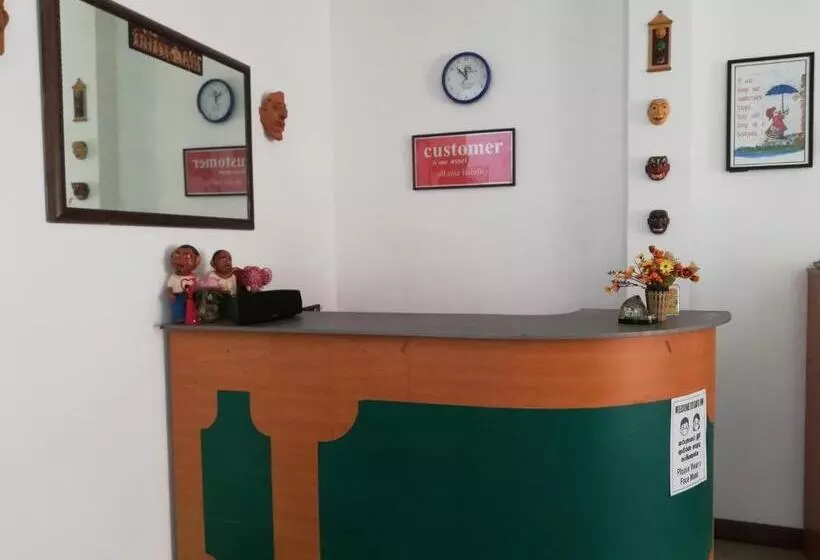 Majatalo Days Inn B/b