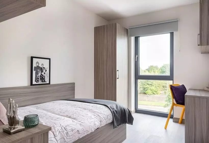 Yugo Explore   Melbourn Point