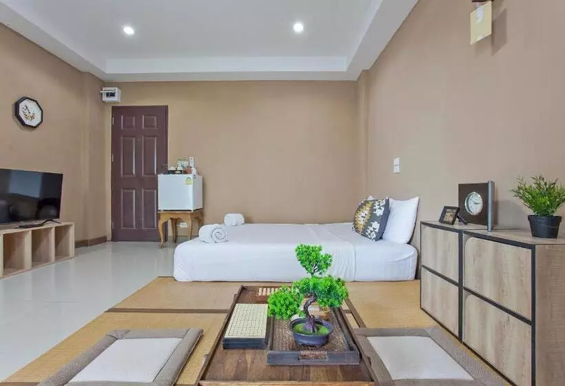 هاستل Cozzi By Grand Airport Resort