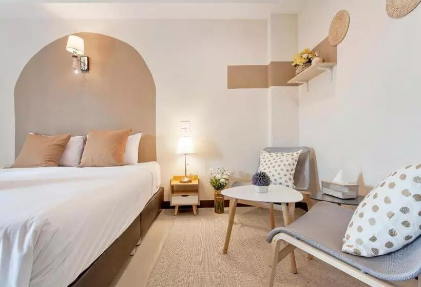 هاستل Cozzi By Grand Airport Resort