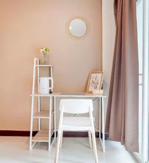 هاستل Cozzi By Grand Airport Resort